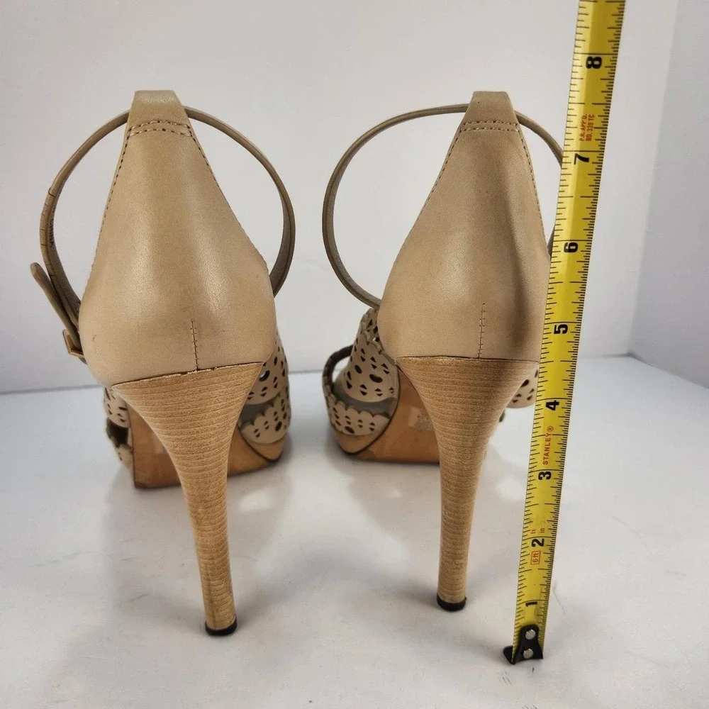 Tory Burch Women's Size 11M Beige Leather Laser Cut Ankle Strap High Heel Sandal